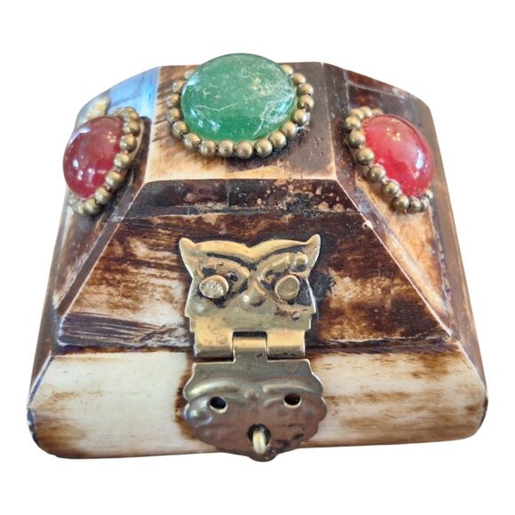 Trinket Box Cabachons Camel Bone & Brass Vintage Hand Crafted in India Ring Box - Picture 1 of 13